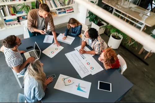 8 jets shot down, but …” — Trump’s latest spin on India-Pakistan hostilities